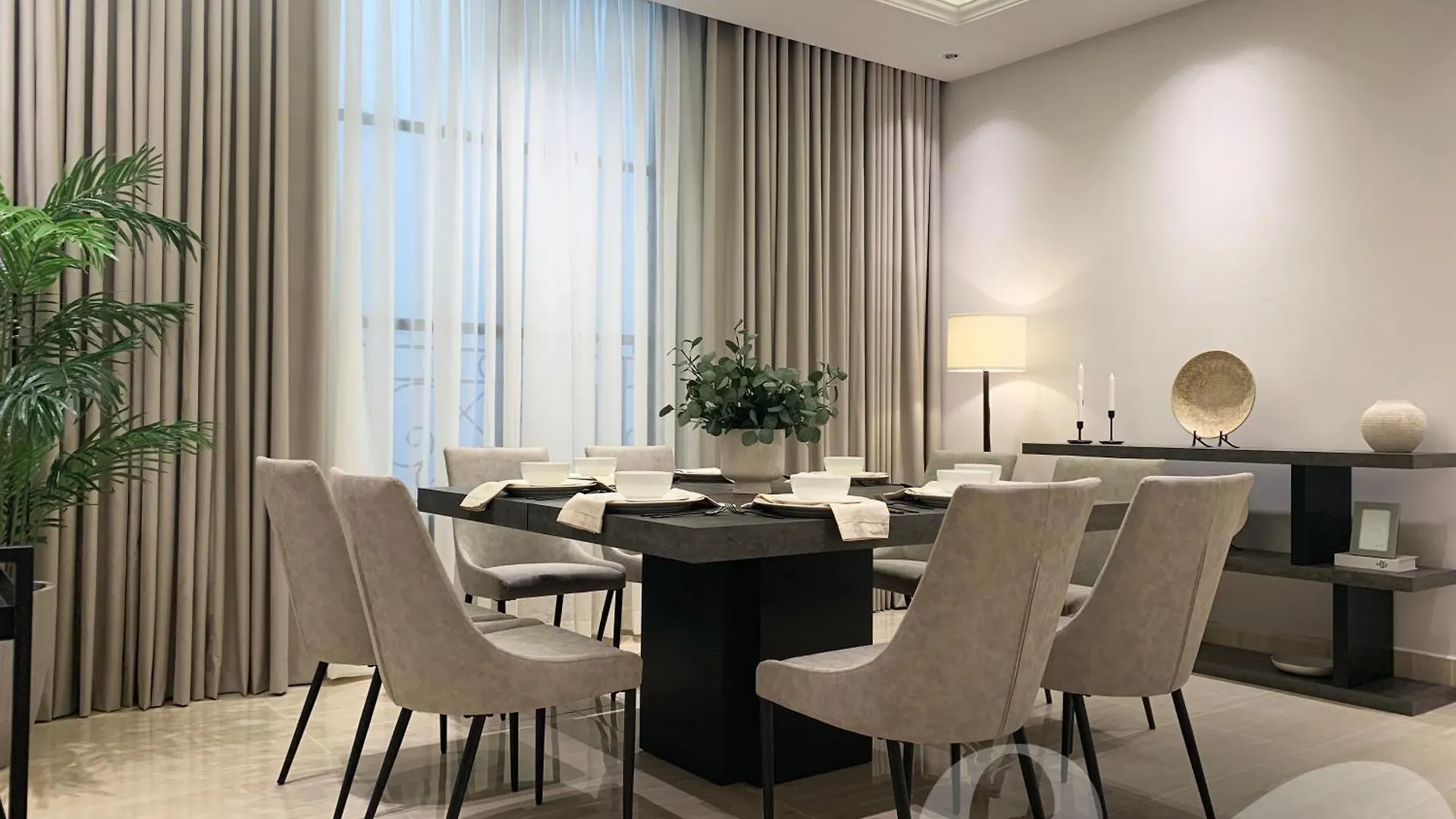 Kease Qirwan A-10 Black Opal Gx18 Apartment Riyadh
