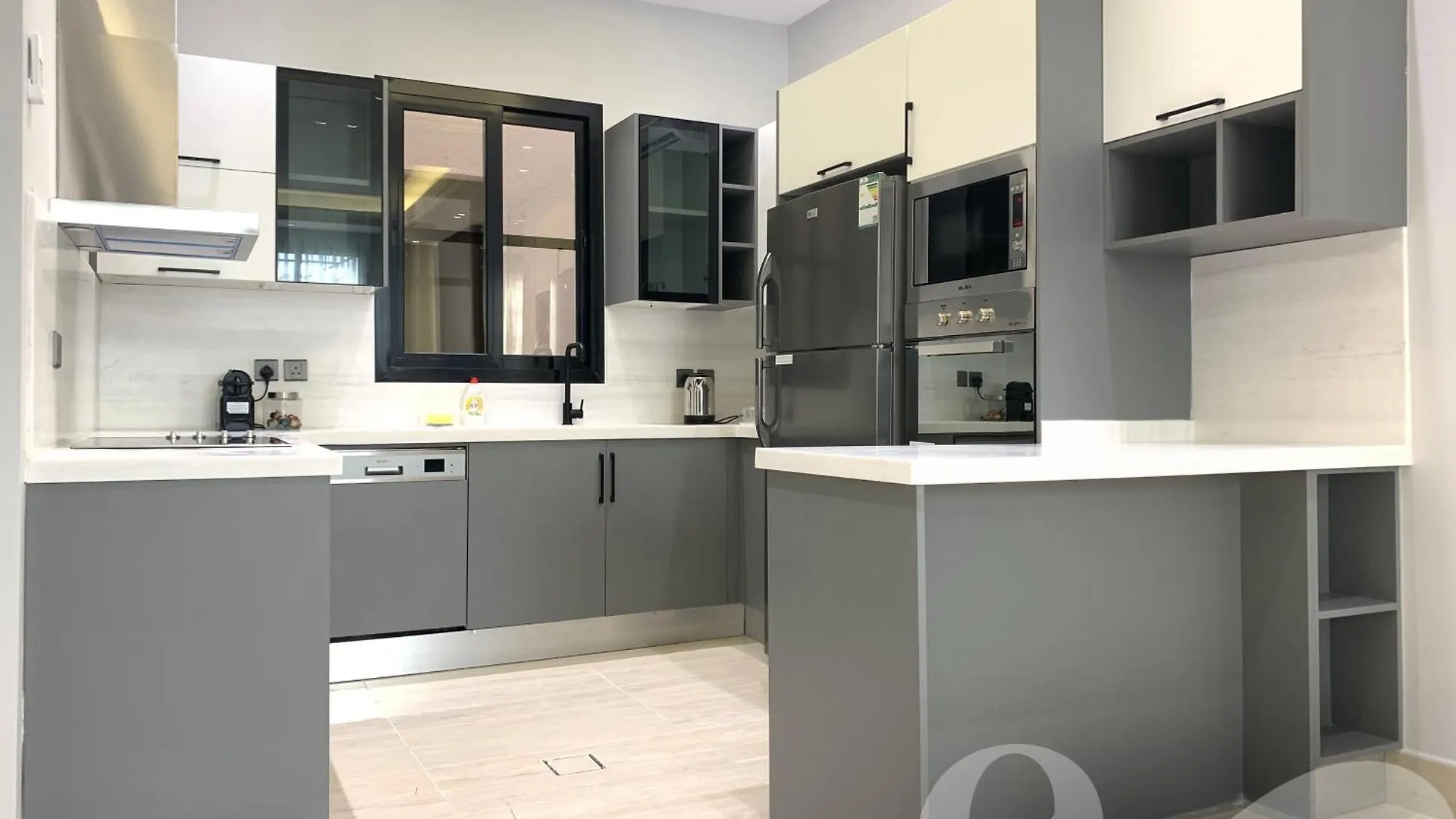 Kease Qirwan A-10 Black Opal Gx18 Apartment Riyadh
